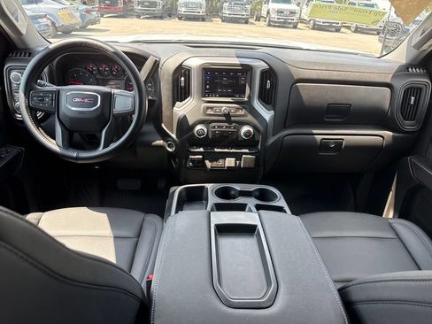 Used 2024 GMC Sierra 2500 Pro AWD/4WD image 4