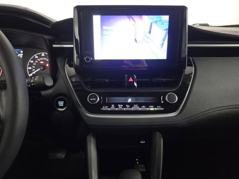 Used 2023 Toyota Corolla Cross LE image 26