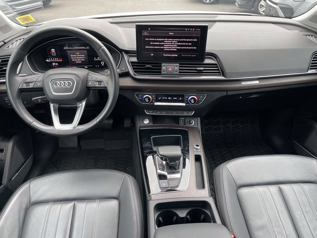 Used 2023 Audi Q5 2.0T Premium Plus w/ Premium Plus Package AWD/4WD image 12