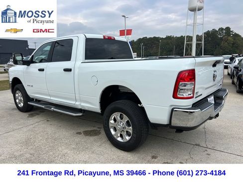 Used 2024 RAM 2500 Big Horn w/ Bed Utility Group image 4