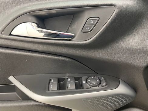 New 2026 Chevrolet Trax LS w/ LS Convenience Package image 9