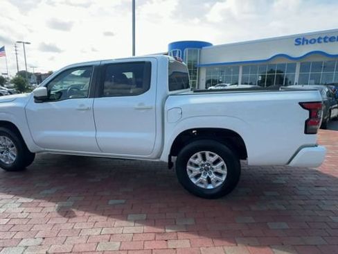 Used 2022 Nissan Frontier SV RWD image 8