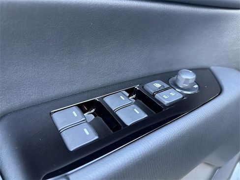 Used 2025 MAZDA CX-5 AWD 2.5 S w/ Preferred Package image 13