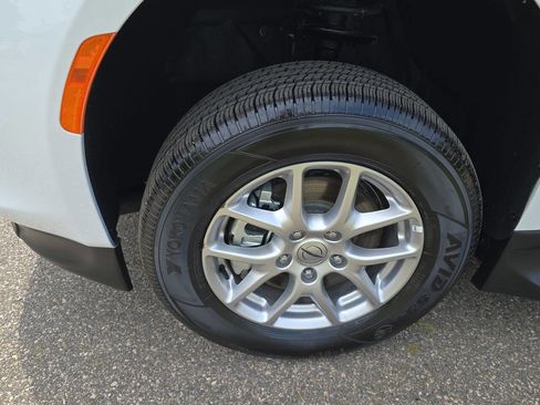 Used 2024 Chrysler Voyager LX image 11