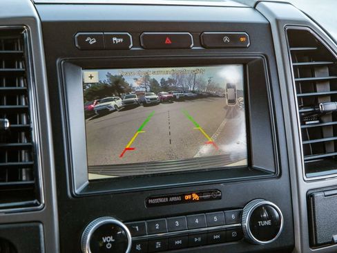 Used 2019 Ford Expedition XLT w/ Equipment Group 201A image 16