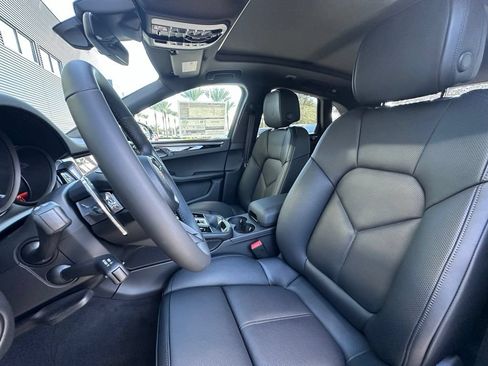 Used 2026 Porsche Macan S AWD/4WD image 5
