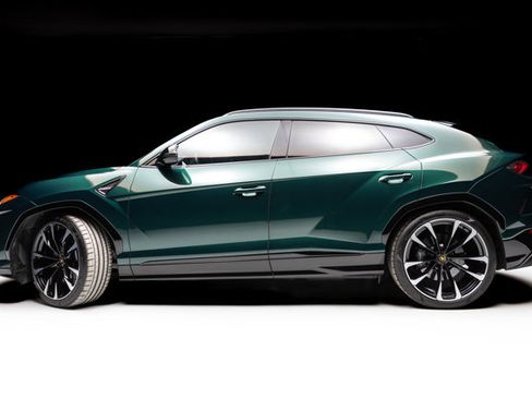 Used 2021 Lamborghini Urus image 23