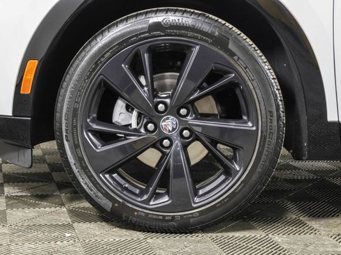 Used 2023 Buick Envision Essence w/ Sport Touring Package image 23