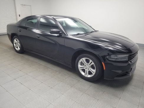 Used 2022 Dodge Charger SXT RWD image 11