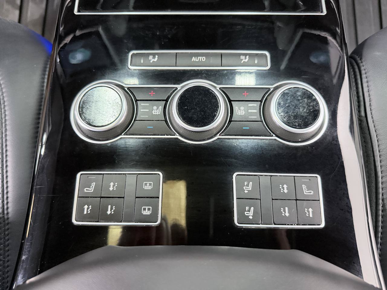 Used 2014 Land Rover Range Rover Long Wheelbase Autobiography AWD/4WD image 37