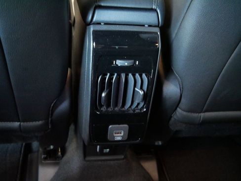 New 2026 Jeep Compass Latitude image 17