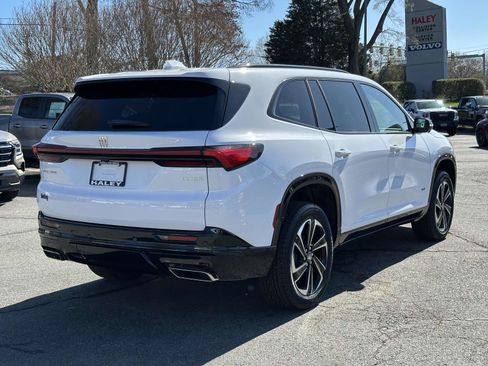 New 2025 Buick Enclave Sport Touring w/ Power Package image 19