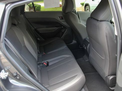 Certified 2026 Subaru Crosstrek 2.5i Premium AWD/4WD image 35