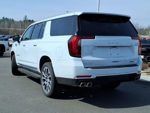 New 2026 GMC Yukon XL Denali w/ LPO, Floor Liner Package AWD/4WD image 4