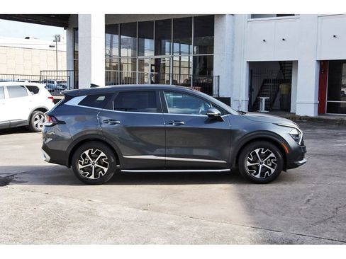 Certified 2023 Kia Sportage EX FWD image 2