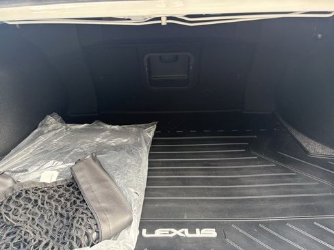 Used 2021 Lexus ES 350 F Sport image 9