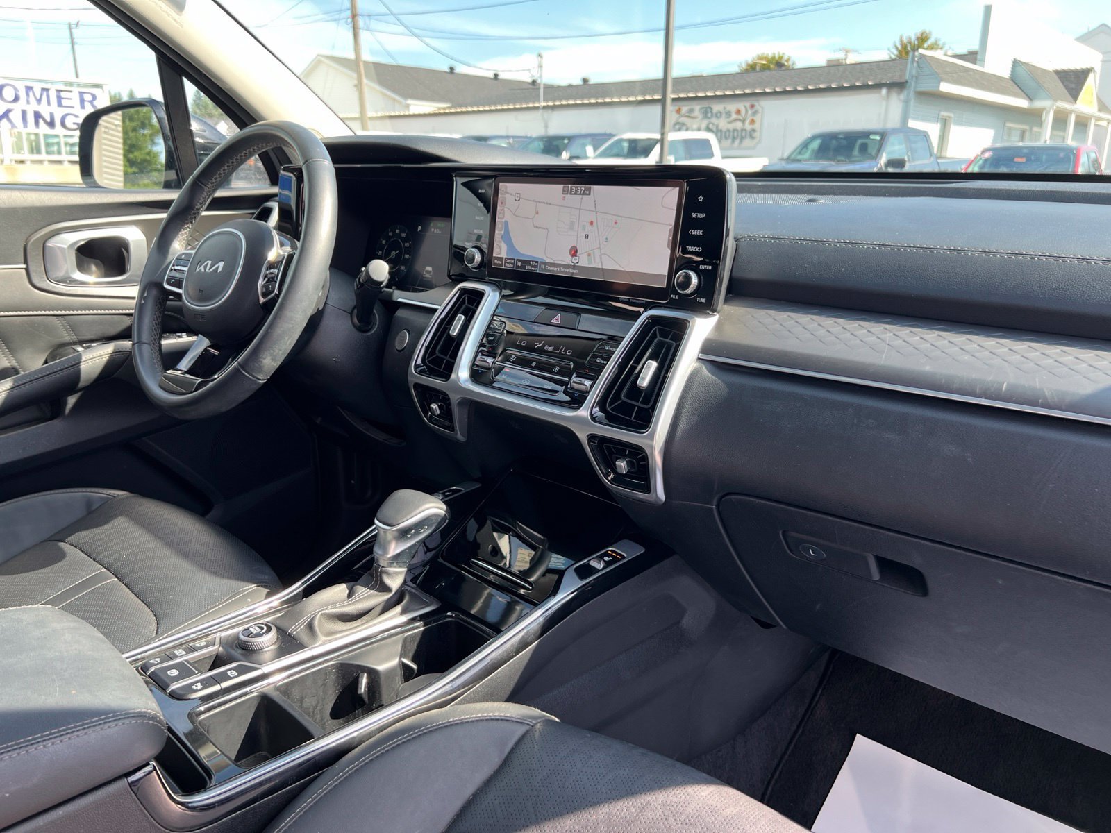 Used 2023 Kia Sorento SX FWD image 56