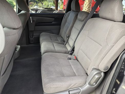 Used 2015 Honda Odyssey EX image 12