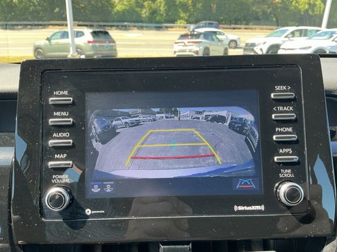 Used 2022 Toyota Camry LE w/ Convenience Package FWD image 22
