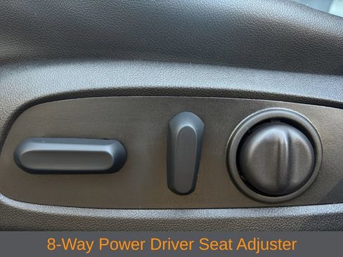 Used 2024 Chevrolet Malibu LT FWD image 11