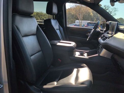 Used 2024 Chevrolet Tahoe LT RWD image 27