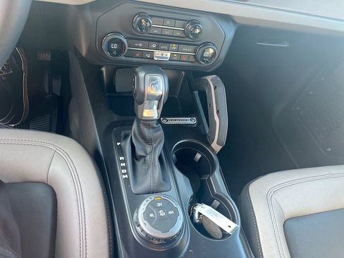 Used 2024 Ford Bronco Big Bend AWD/4WD image 17