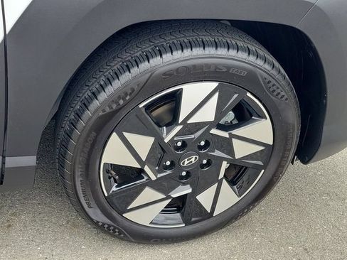 Certified 2024 Hyundai Kona SEL FWD image 30