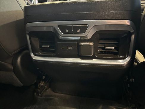 Used 2020 GMC Sierra 3500 AT4 w/ AT4 Premium Package image 22