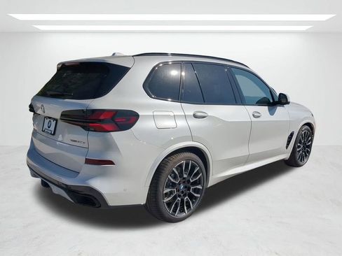 New 2026 BMW X5 xDrive50e w/ Executive Package image 4