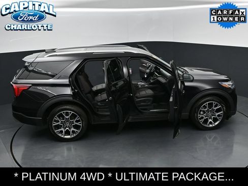Used 2025 Ford Explorer Platinum w/ Ultimate Package AWD/4WD image 34