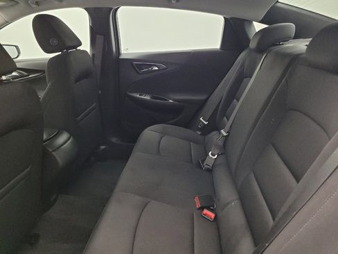 Used 2021 Chevrolet Malibu LS FWD image 18
