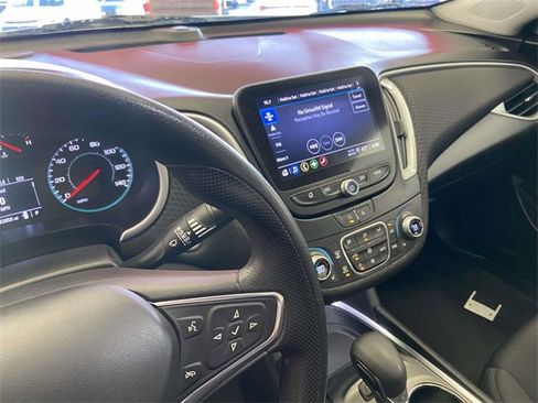 Used 2024 Chevrolet Malibu LT image 22