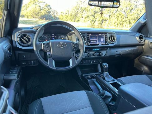 Certified 2022 Toyota Tacoma TRD Sport image 12