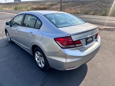 Used 2014 Honda Civic LX image 4