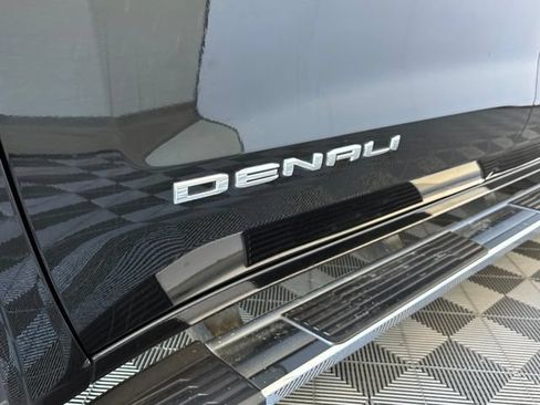Used 2020 GMC Sierra 1500 Denali w/ Technology Package AWD/4WD image 13