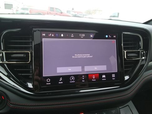 Used 2025 Dodge Durango GT image 28