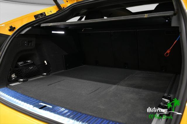 Used 2025 Lamborghini Urus SE AWD/4WD image 9
