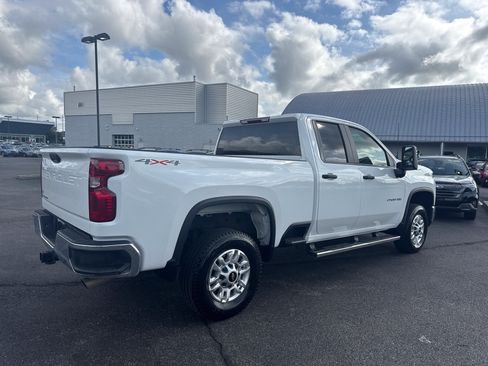 Used 2025 Chevrolet Silverado 2500 W/T w/ WT Convenience Package AWD/4WD image 3