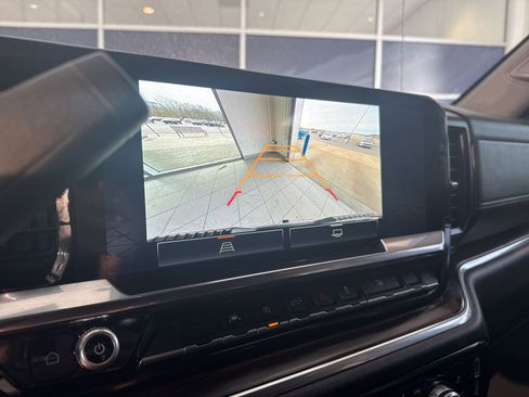 Used 2024 GMC Sierra 1500 SLT image 37