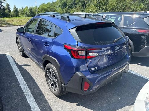 Used 2025 Subaru Crosstrek 2.5i Premium AWD/4WD image 3