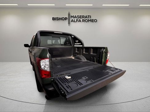 Used 2024 Nissan Titan SV w/ SV Bronze Edition Package image 10