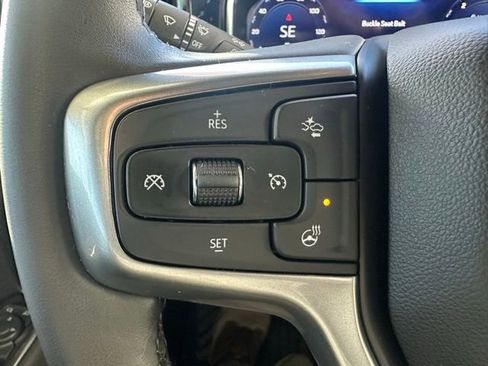 Used 2024 Chevrolet Silverado 1500 LT AWD/4WD image 31