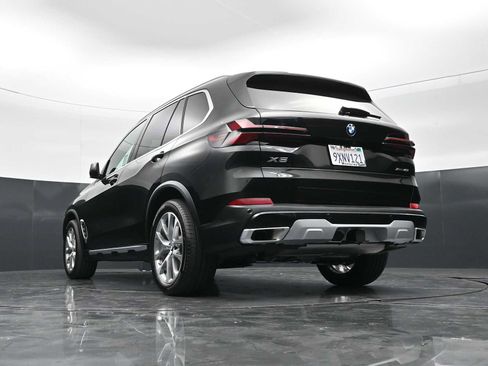 Used 2026 BMW X5 xDrive40i w/ Climate Comfort Package AWD/4WD image 31