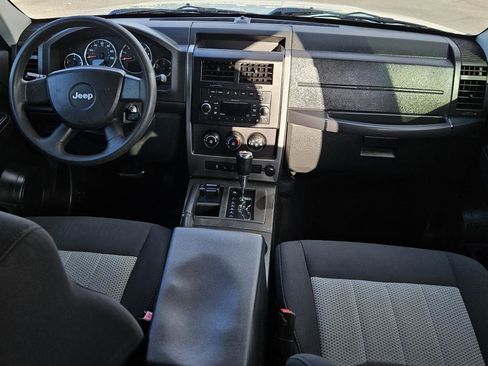 Used 2010 Jeep Liberty Sport w/ Popular Equipment Group image 17