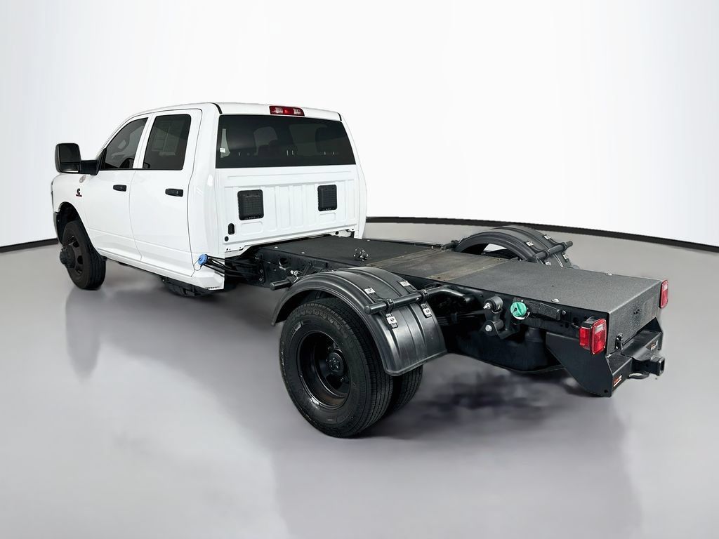 Used 2025 RAM 3500 Tradesman AWD/4WD image 5