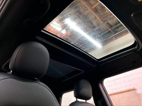 Used 2020 MINI Cooper 2-Door Hardtop image 24