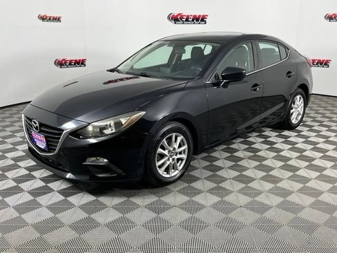 Used 2014 MAZDA MAZDA3 i Touring w/ Technology Package FWD image 5