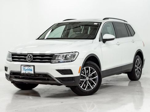 Used 2020 Volkswagen Tiguan SE w/ Panoramic Sunroof Package AWD/4WD image 1