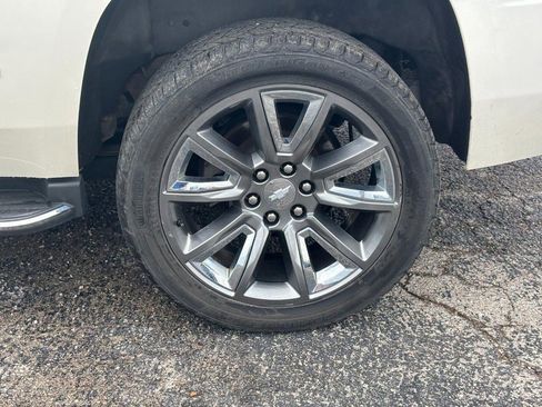 Used 2015 Chevrolet Tahoe LTZ image 11