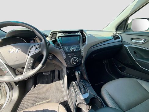 Used 2016 Hyundai Santa Fe Limited w/ Option Group 04 image 26